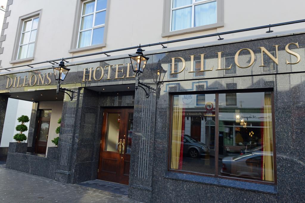 Dillon'S Hotel Летеркени Екстериор снимка