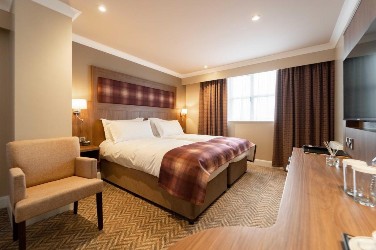 Dillon'S Hotel Летеркени Екстериор снимка